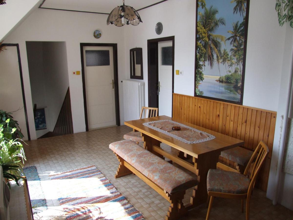 Revesz Vendeghaz Hotel Harkany Bilik gambar